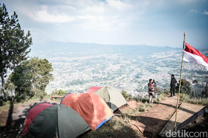Gunung Putri Lembang
