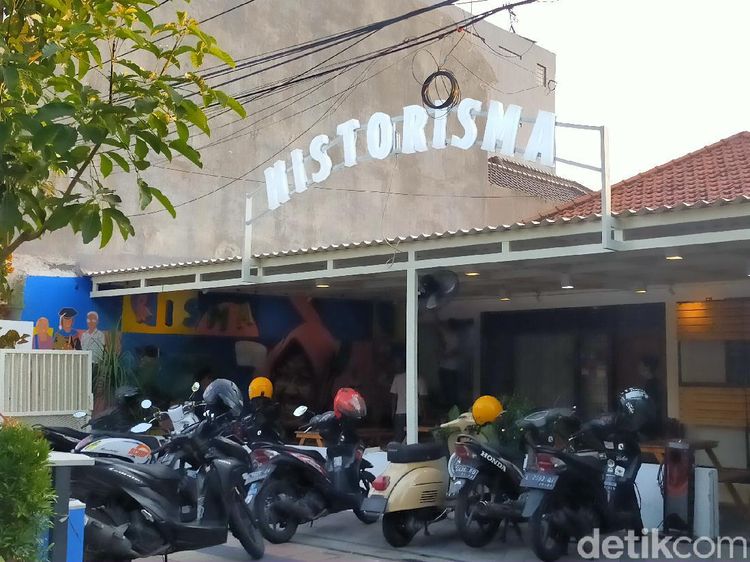 Potret Rumah Wali Kota Risma yang Jadi Kedai Kopi Kekinian