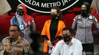 Menurut polisi, dari hasil tes urine, Reza positif telah mengkonsumsi narkoba.