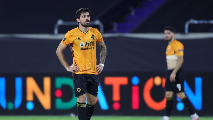 DUISBURG, GERMANY - AUGUST 11: Ruben Neves of Wolverhampton Wanderers looks dejected following the UEFA Europa League Quarter Final between Wolves and Sevilla at MSV Arena on August 11, 2020 in Duisburg, Germany. (Photo by Friedemann Vogel/Pool via Getty Images)