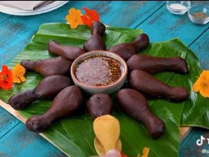 Ayam Goreng Lapis Cokelat Viral di TikTok, Gimana Ya Rasanya?
