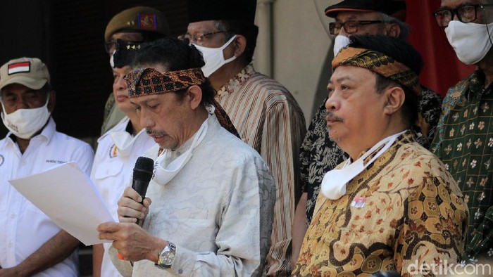 Din Syamsuddin dan Gatot Nurmantyo menghadiri deklarasi Koalisi Aksi Menyelamatkan Indonesia (KAMI) Jawa Barat, Senin (7/9/2020). Deklarasi dilaksanakan di sebuah rumah, Kota Bandung, Senin (7/9/2020).