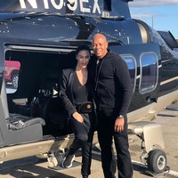 Keduanya kerap memamerkan gaya hidup mewah. Mereka memiliki lima rumah di Los Angeles, jet dan yacht pribadi, puluhan mobil mewah, bodyguard hingga koki pribadi. Foto: Instagram