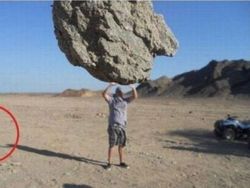 Kurang Teliti, Foto Editan Photoshop Ini Bikin Ngakak