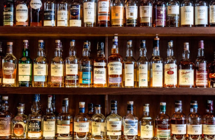 Jual koleksi whisky untuk beli rumah