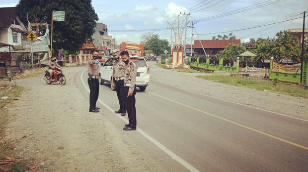 Kecelakaan maut di Sidrap, Sulsel. Dua orang lansia tewas ditabrak mobil yang kehilangan kendali (dok. Istimewa)