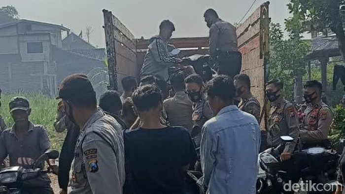 Nekat Balap Liar di Tengah Pandemi COVID-19, Puluhan Motor Disita Polisi
