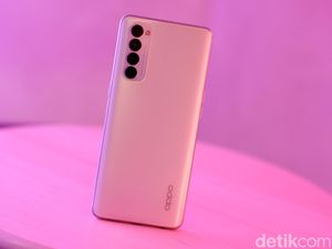 Harga dan Spesifikasi Reno 4 Pro di Indonesia