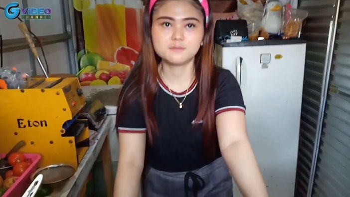 Penjual jus buah cantik di Bandung