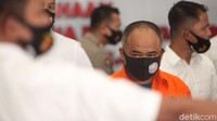 Interpol Indonesia kemudian mendapatkan informasi adanya dugaan tindak pidana penipuan dari Interpol Italia. Selanjutnya informasi itu diteruskan ke Subdit TPPU Dittipideksus Bareskrim Polri.  