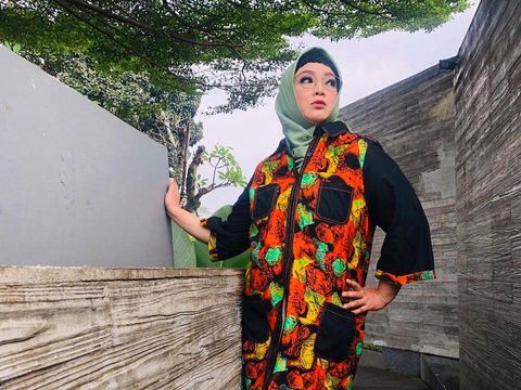 Rina Gunawan