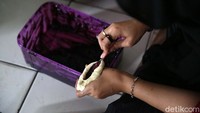 Lantas, bagaimana dengan pelaku UMKM yang belum mendapatkan BLT tersebut? Menteri Koperasi dan UKM (Menkop UKM) Teten Masduki menyatakan, pelaku UMKM yang belum mendapatkan Banpres Produktif masih bisa mengajukan atau mendaftarkan dirinya. Seperti diketahui, bantuan untuk UMKM harus didaftarkan ke Kepala Dinas Koperasi Usaha Kecil Menengah (Kadiskop UKM) Kabupaten/Kota.