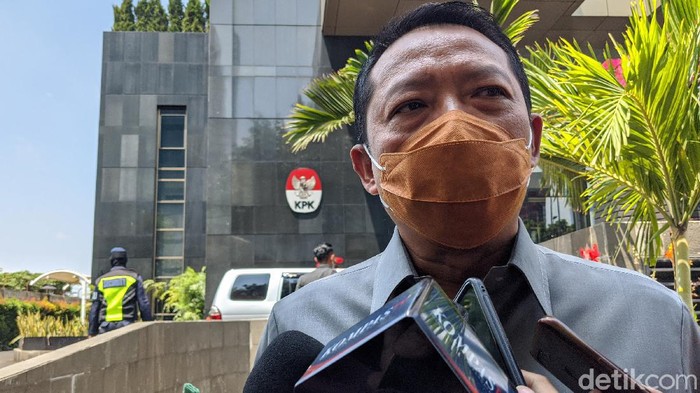 Terkait Jaksa Pinangki, Dirdik Pidsus Kejagung ke KPK Direktur Penyidikan Tindak Pidana Khusus Kejaksaan Agung, Febrie Adriansyah meninggalkan Gedung Merah Putih KPK, Jakarta, Senin (7/9/2020). Febrie menyambangi KPK terkait penyidikan kasus jaksa Pinangki Sirna Malasari. Belum diketahui materi pertemuan Febrie dengan pihak KPK.