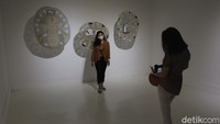 Para pengunjung tak lupa untuk mengabadikan momen.