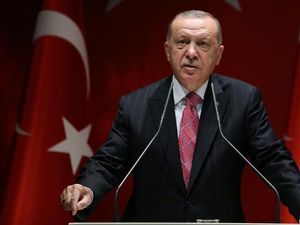 Turki Desak Uni Eropa Bersikap Netral dalam Konflik dengan Yunani