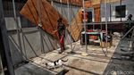 Warga Kampung Akuarium Mulai Bongkar Rumah