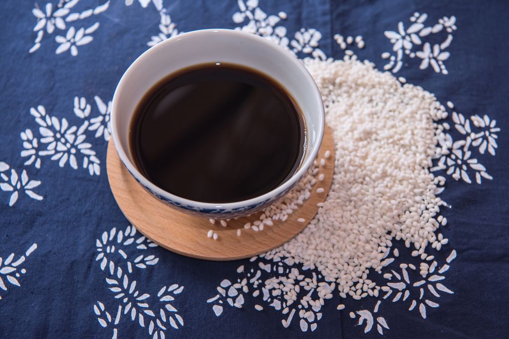 Berani Cicip? Arak Asal Korea Ini Dibuat dari Kotoran Anak