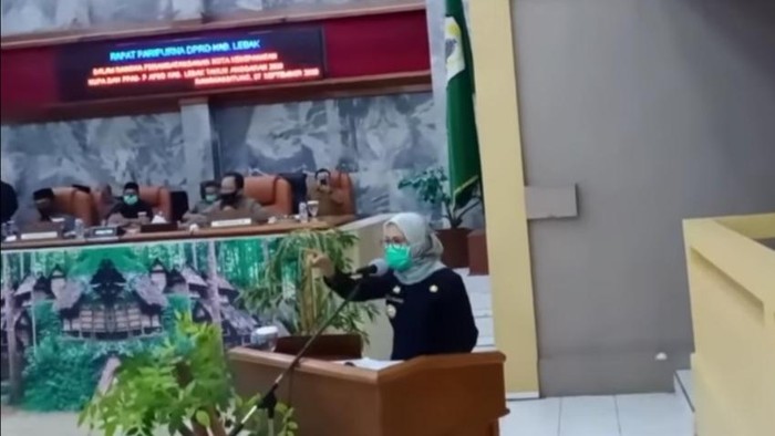 Bupati Lebak marah-marah viral di sidang paripurna