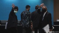 Sidang etik terhadap Firli Bahuri sudah dilakukan sebanyak 2 kali pada Selasa (25/8) dan Jumat (4/9). Kedua sidang etik itu beragendakan pemeriksaan saksi.