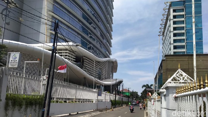 Kantor KKP Ditutup Rapat