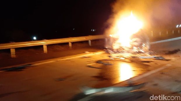 Kecelakaan beruntun di jalan tol Kartasura-Boyolali KM 485, Boyolali, Selasa (8/9/2020).