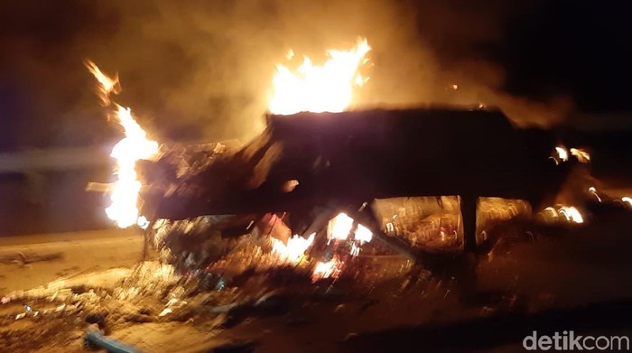Kecelakaan beruntun terjadi di jalan tol Kartasura-Boyolali KM 485, Boyolali, Selasa (8/9/2020).