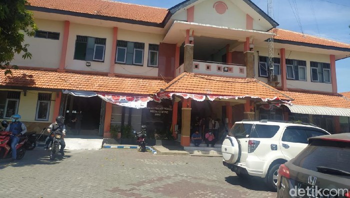 Ketua KPU Sidoarjo M Iskak
