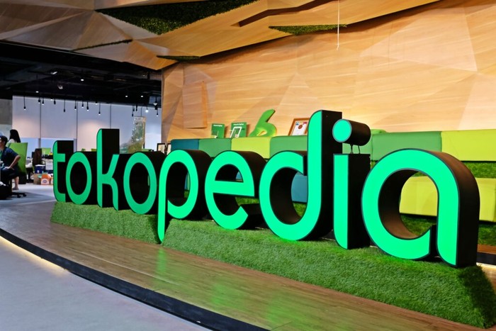 Logo Tokopedia