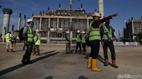 Pada tahun ini, Jakpro menargetkan konstruksi upper structure, arsitektur, mekanikal, elektrikal, dan plumbing rampung. Kemudian mulai menggarap atap buka-tutup. Terakhir, finishing bangunan dan landscape diharapkan rampung pada Juni 2021.