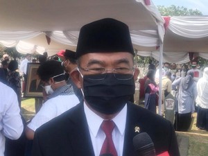 Menko PMK Kenang Abdul Malik Fadjar: Beliau Akrab dengan Tokoh Agama Lain