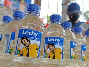Peracik Miras Ilegal di Tulungagung Ditangkap, Mereknya Aneh-aneh