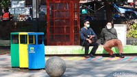 Perpustakaan portable juga terlihat kusam.