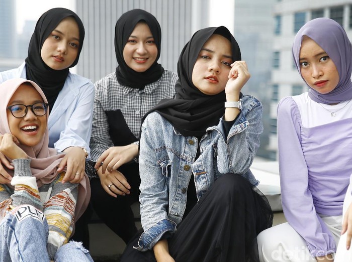 Menyapa Grup Vokal Hijabers Cianjur Putih Abu abu yang 