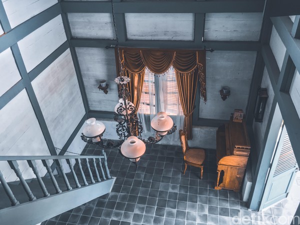 Di Rumah Annelies itu didirikan rumah-rumah dan lingkungan dengan latar zaman Belanda. (Rifqi Ardita/detikTravel) Di Rumah Annelies itu didirikan rumah-rumah dan lingkungan dengan latar zaman Belanda. (Rifqi Ardita/detikTravel)