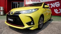 Harga Toyota Yaris terbaru saat ini dibanderol paling murah Rp 263,4 juta untuk varan G transmisi manual dengan 3 Air Bag. Sementara varian termahal Rp 301,4 Juta (Yaris TRD CVT - 7 Air Bag). Foto: Toyota Astra Motor