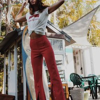 Sebagaimana banyak model, akun Instagram Vanessa terlihat estetik dengan wajahnya yang cantik dan gaya busana stylish. Apalagi Vanessa juga sering mengunggah foto dengan tulisan bernada spiritual yang membuat kontennya semakin menarik. Foto: Instagram @_is_ness