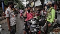 Saat ini kasus COVID-19 di Jakarta Utara masih terbilang tinggi. Pemerintah melaporkan tambahan 3.307 kasus baru Corona per hari ini di Indonesia. Provinsi DKI Jakarta dilaporkan terbanyak tambahan kasus Corona.
