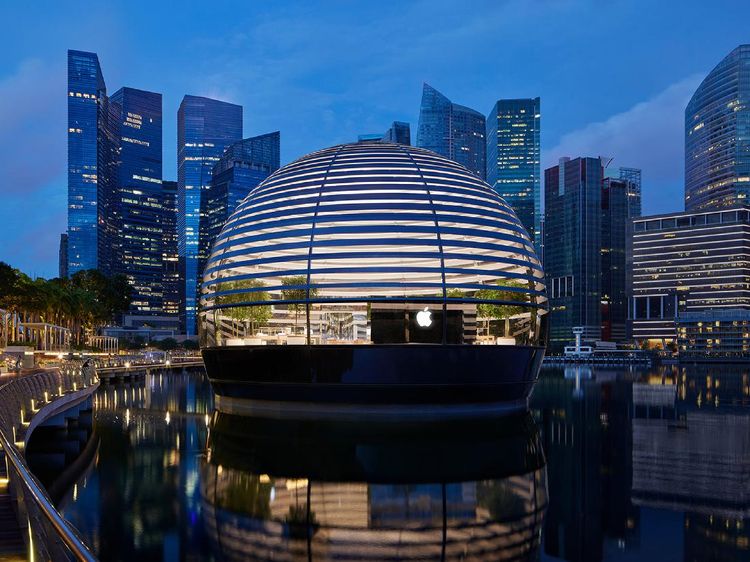 Apple Marina Bay Sands Dibuka Kamis Ini, Yuk Intip Tampilan Dalamnya