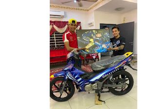 Gila! Motor Bebek Jadul Yamaha Edisi Valentino Rossi Laku Rp 302 Juta