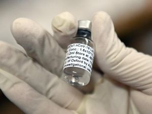 Vaksin Covid-19 Siap Edar Awal 2021? Ini Kata Bio Farma