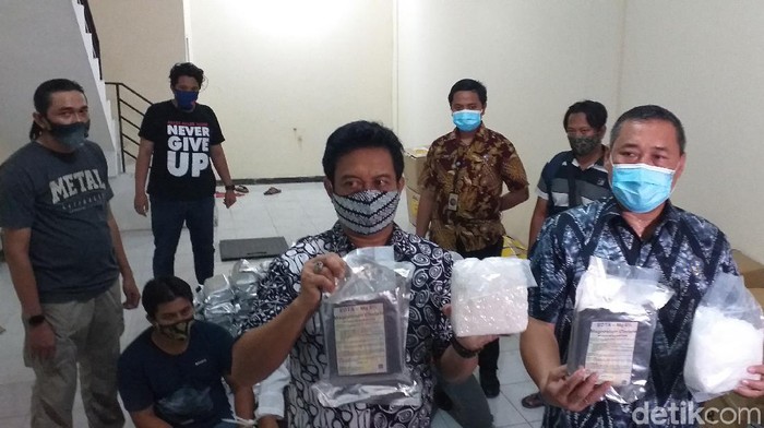 gudang sabu digerebek