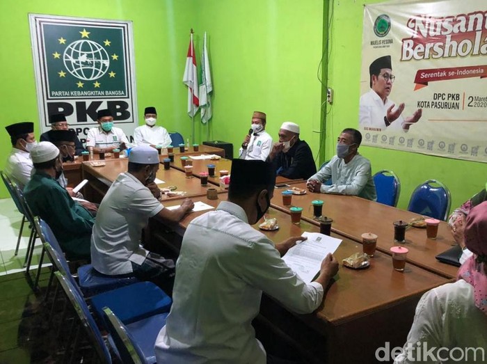 PKB Kota Pasuruan memanaskan mesin politiknya. Seluruh anggota fraksi bertemu merumuskan langkah untuk memenangkan pasangan Saifullah Yusuf-Adi Wibowo (Gus Ipul-Mas Adi) di Pilwali Pasuruan.