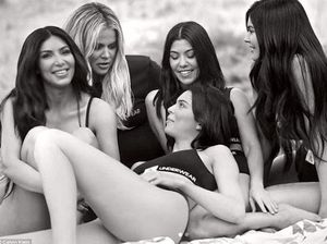 Momen Ikonik KUWTK: Pemotretan Bugil Kim Kardashian di Playboy