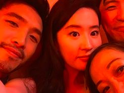 Pesona Si Cantik Pemeran Mulan yang Dikritik Netizen