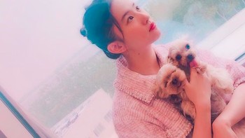 Namun ada masalah, Liu mendapat kecaman di media sosial seiring Mulan mulai ditayangkan di berbagai negara. Aktivis demokrasi Hong Kong, Joshua Wong, serta para netizen mempromosikan hashtag #BoycottMulan dan #BanMulan. Foto: Instagram