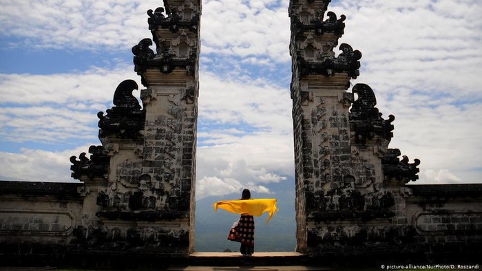 Mampukah Pariwisata Bali Bertahan di Tengah Badai Corona?