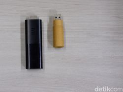 Mi TV Stick Bikin TV Tabung Jadi Pintar dalam Hitungan Detik