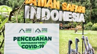 Taman Safari sudah membuka gerbangnya semenjak akhir Juni lalu di era new normal ini. Pengunjung yang datang pun harus patuh para protokol kesehatan yang diterapkan Taman Safari.