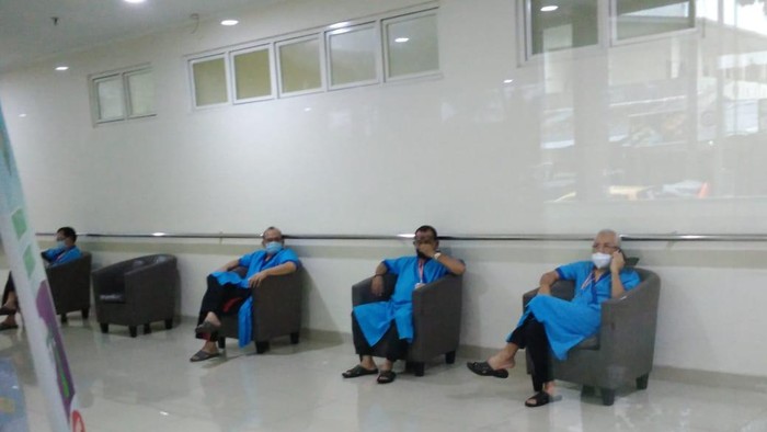 Para bakal calon kepala daerah ikut tes kesehatan di RS Adam Malik Medan (Datuk Haris Molana-detikcom)