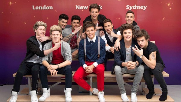 Setelah nonton pertandingan Piala Eropa 2020, traveler dapat mengunjungi Museum Madame Tussauds yang terletak di barat laut London. Traveler yang belum berkesempatan bertemu langsung dengan tokoh-tokoh dunia, dapat melihat patungnya di sana. Madame Tussauds memiliki koleksi 250 patung lilin mulai dari kalangan artis Hollywood, pemain sepakbola, sampai keluarga kerajaan. Getty Images/Handout. Setelah nonton pertandingan Piala Eropa 2020, traveler dapat mengunjungi Museum Madame Tussauds yang terletak di barat laut London. Traveler yang belum berkesempatan bertemu langsung dengan tokoh-tokoh dunia, dapat melihat patungnya di sana. Madame Tussauds memiliki koleksi 250 patung lilin mulai dari kalangan artis Hollywood, pemain sepakbola, sampai keluarga kerajaan. Getty Images/Handout.